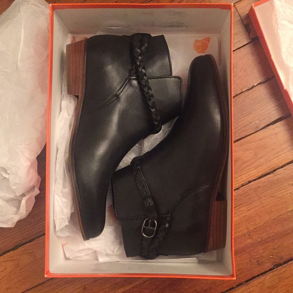 Anthropologie Bobbies Paris Black booties